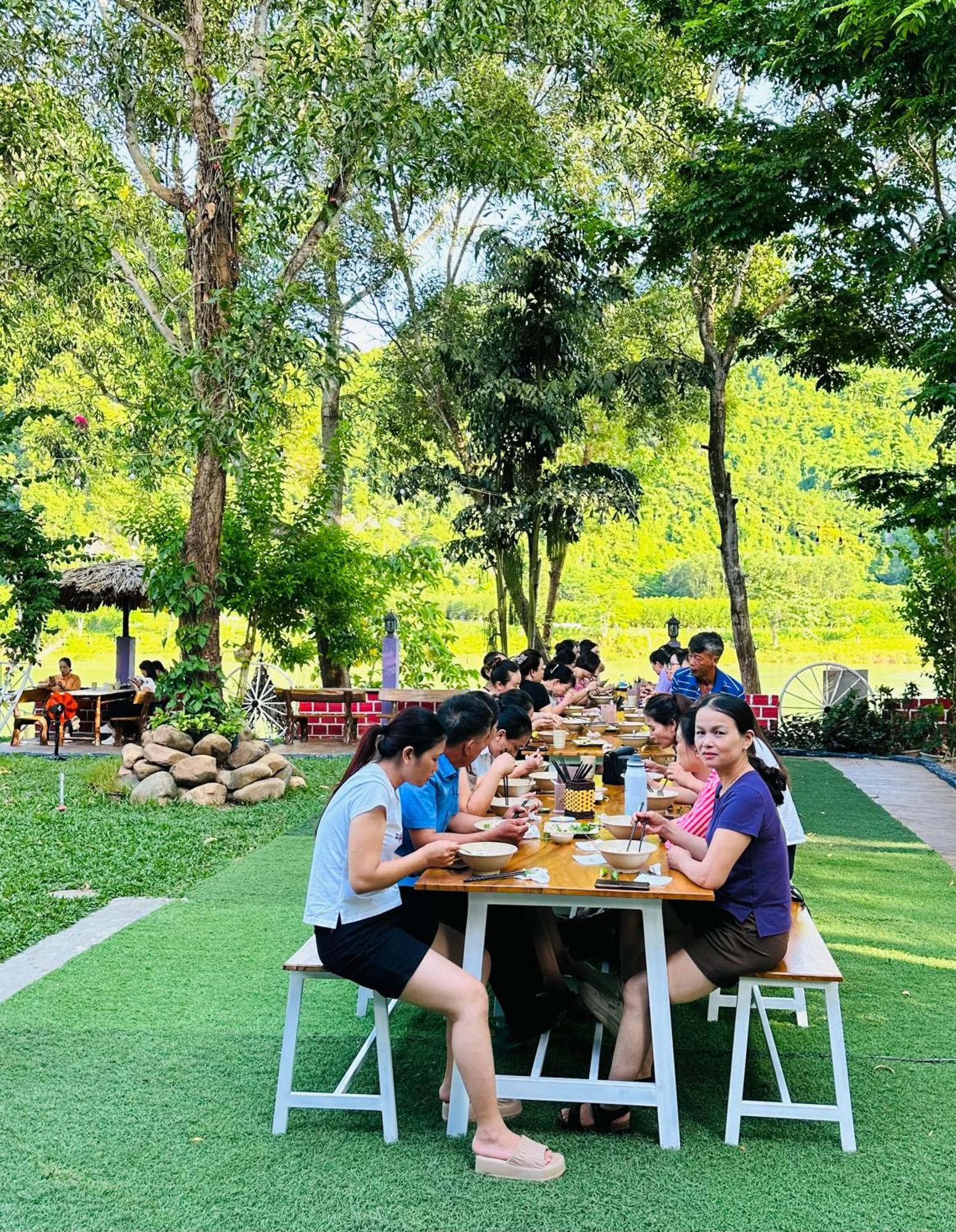Son River House Phong Nha Exterior foto